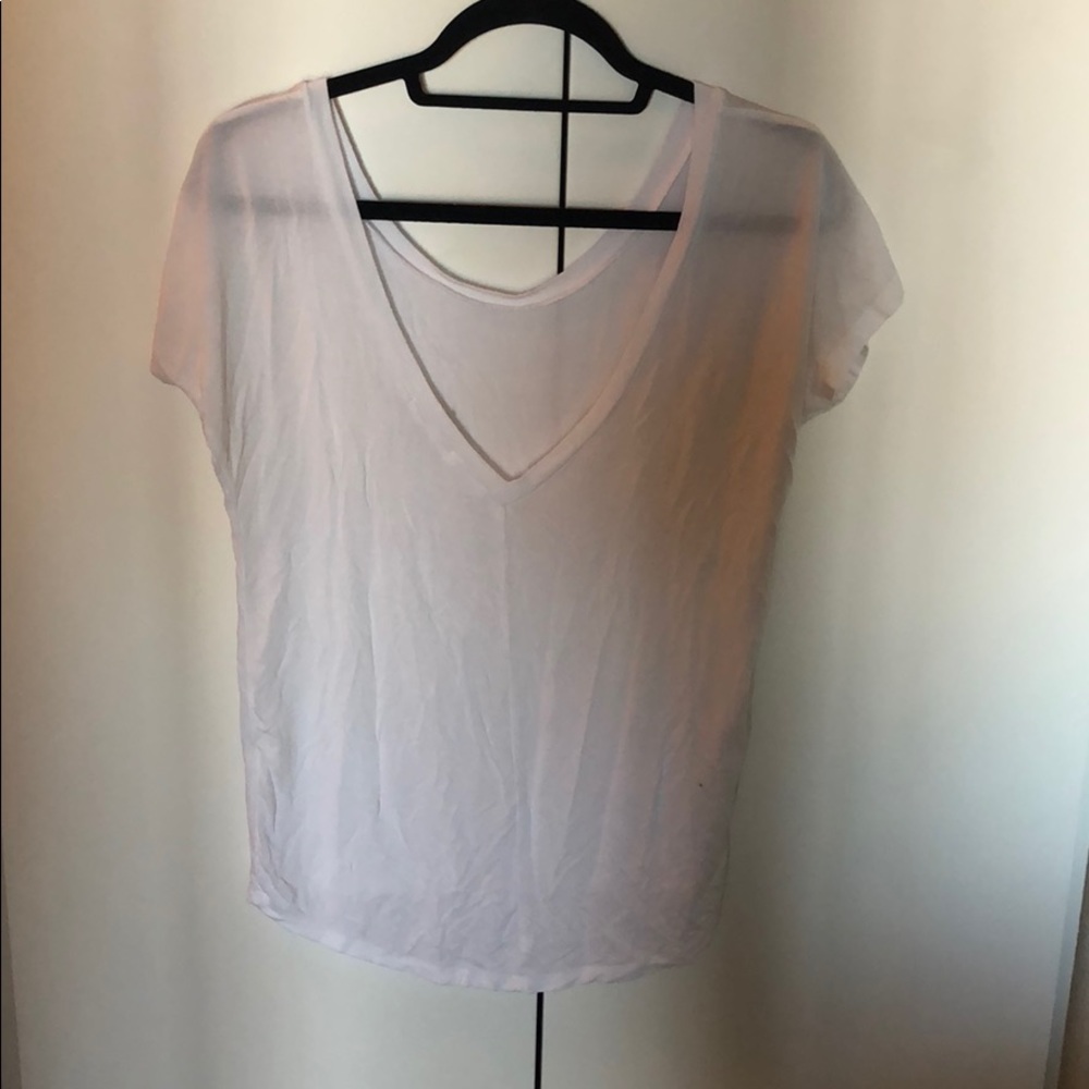 Low Deep VBackless Tee